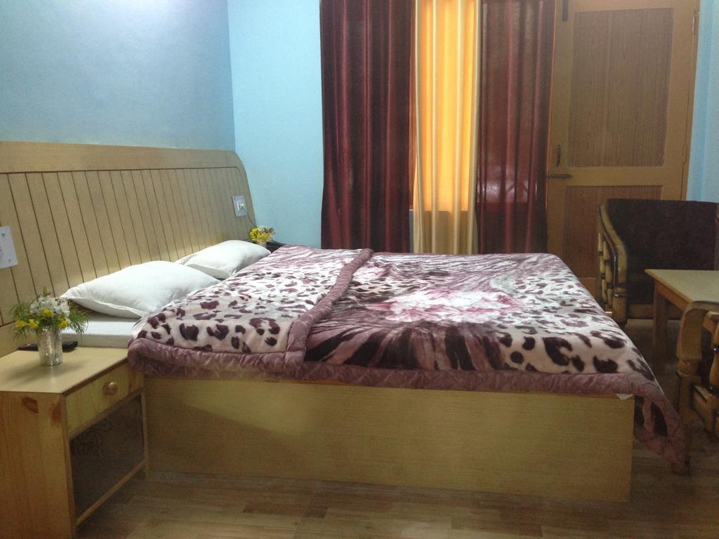 מנאלי Hotel Ridge View מראה חיצוני תמונה